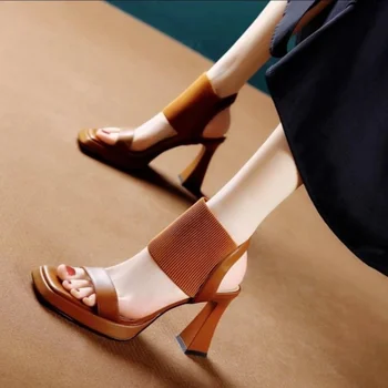 השחור החדש 2023 קיץ נשים סנדלים נוחים פתח-בוהן עקב, סנדלים מזדמנים חיצוני מוצק צבע בתוספת גודל נעליים סנדלים